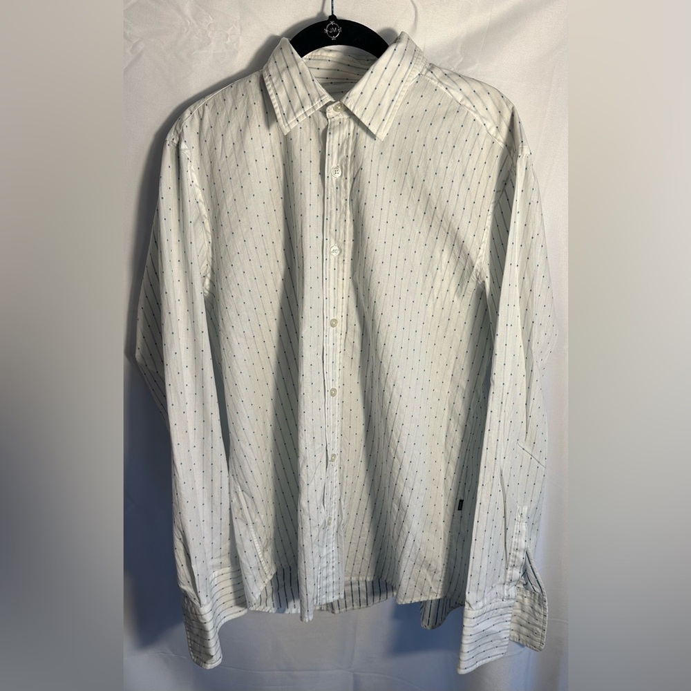 Men’s Hugo Boss Size L Dress Shirt